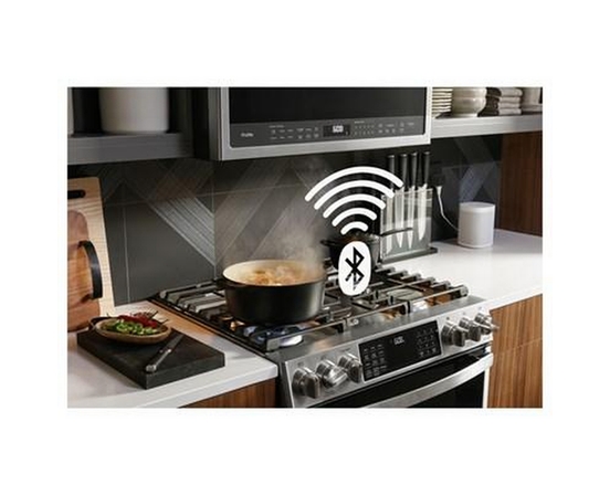 Cuisinière encastrable à gaz de 30 po avec Wi-Fi GE Profile - PCGS930YPFS