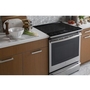 Cuisinière encastrable électrique induction de 30 po. avec technology convection européenne véritable GE Profile - PCHS920YMFS