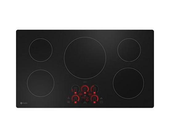 Table de cuisson encastrée à induction de 36 po avec Wi-Fi GE Profile - PHP7036DTBB