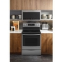 Cuisinière autoportante électrique de 30 po avec technologie convection véritable GE Profile - PCB900YVFS