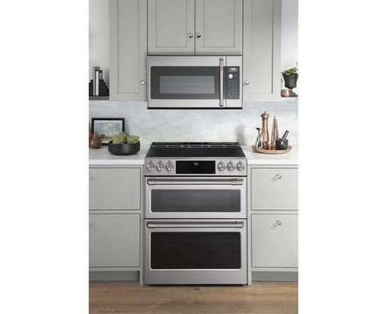 Cuisinière intégrée à induction de 30 po avec technologie convection Café - CCHS950P2MS1