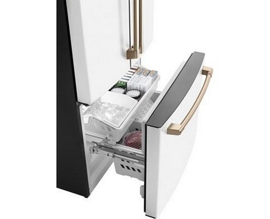 Réfrigérateur trois portes avec porte à deux battants à profondeur de comptoir de 33 po, 18,6 Pi cu. Café - CWE19SP4NW2