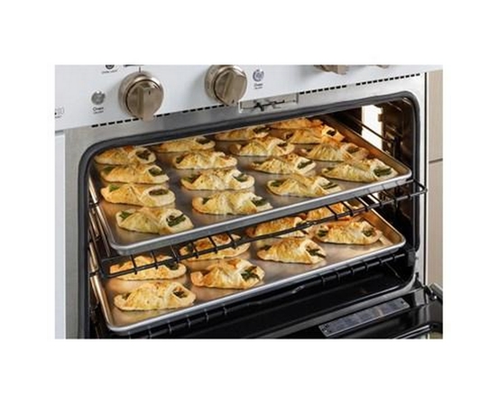 Cuisinière amovible à biénergie de 48 po avec 6 brûleurs et plaque chauffante Café - C2Y486P4TW2