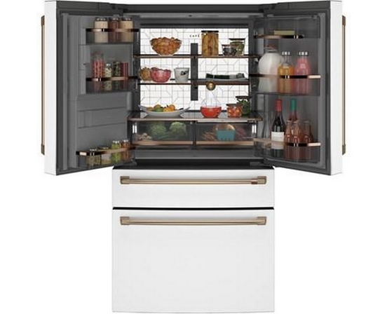 Réfrigérateur quatre portes avec porte à deux battants amovible à profondeur de comptoir de 36 po., 22.3 Pi cu. avec Wi-Fi Café - CXE22DP4PW2