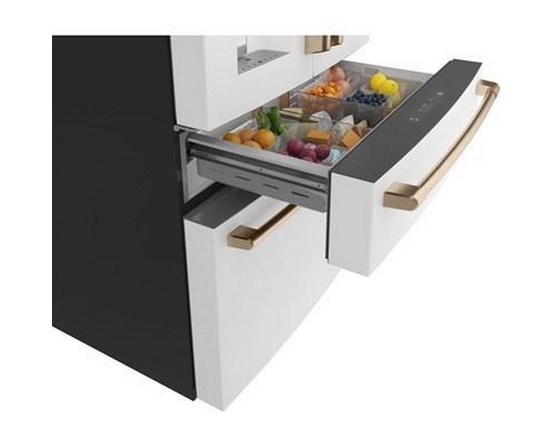 Réfrigérateur quatre portes avec porte à deux battants amovible à profondeur de comptoir de 36 po., 22.3 Pi cu. avec Wi-Fi Café - CXE22DP4PW2