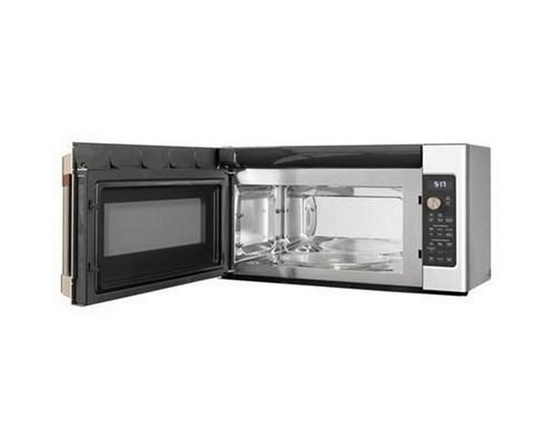 Four à micro-ondes à hotte intégrée de 30 po, 1,7 Pi cu. avec friteuse à air Café - CVM517P2RS1