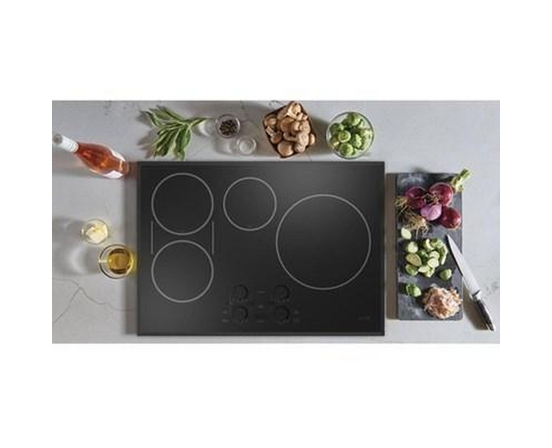 Table de cuisson encastrée à induction de 30 po avec Wi-Fi Café - CHP90301TBB
