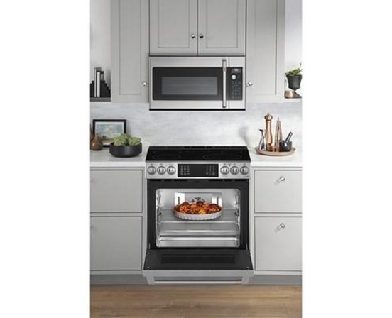 Cuisinière autonome électrique de 30 po avec Wi-Fi Café - CRS70XAWCS1