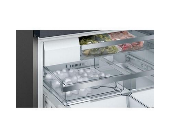 Réfrigérateur trois portes avec porte à deux battants à profondeur de comptoir de 36 po, 21 Pi cu. avec tiroir  VitaFreshPro™ Bosch - B36CT80SNB
