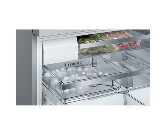 Réfrigérateur quatre portes avec porte à deux battants à profondeur de comptoir de 36 po, 21 Pi cu. avec tiroir  VitaFreshPro™ Bosch - B36CL80SNS