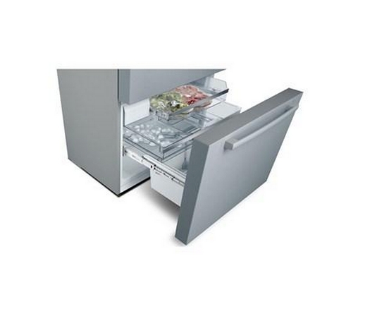 Réfrigérateur quatre portes avec porte à deux battants à profondeur de comptoir de 36 po, 21 Pi cu. avec tiroir  VitaFreshPro™ Bosch - B36CL80SNS