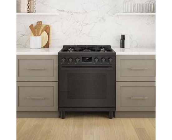 Cuisinière amovible à gaz de 30 po. avec technologie convection Bosch - HGS8045UC