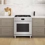 Cuisinière amovible à gaz de 30 po. avec technologie convection Bosch - HGS8055UC