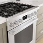 Cuisinière amovible à gaz de 30 po. avec technologie convection Bosch - HGS8055UC