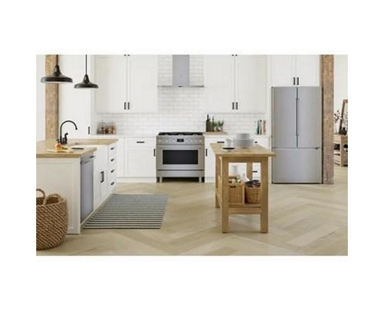 Réfrigérateur trois portes avec porte à deux battants à profondeur de comptoir de 36 po., 20.8 Pi cu. avec FarmFresh System™ Bosch - B36CT81ENS