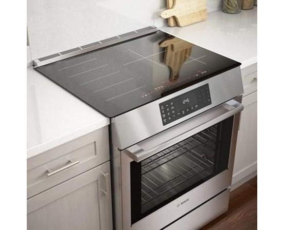 Cuisinière à induction coulissante de 30 po avec convection européenne authentique Bosch - HIIP057C
