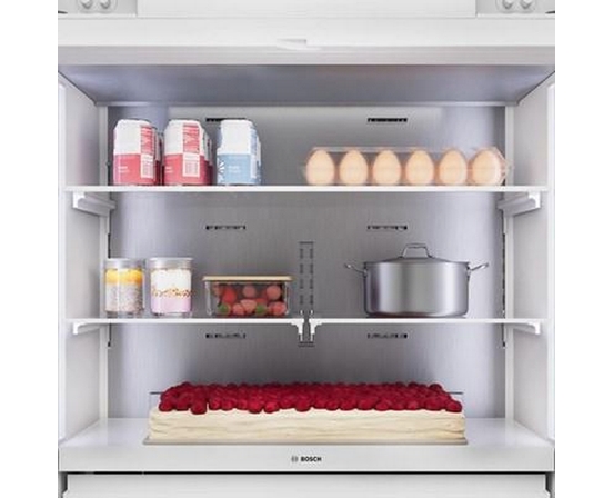 Réfrigérateur à congélateur inférieur intégré de 36 po., 20.1 Pi cu. avec connectivité Wi-Fi Bosch - B36BT130NS