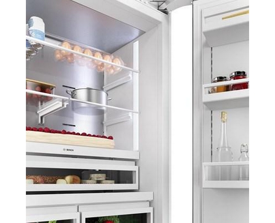Réfrigérateur à congélateur inférieur intégré de 36 po., 20.1 Pi cu. avec connectivité Wi-Fi Bosch - B36BT130NS
