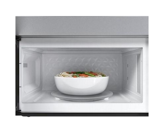 Four à micro-ondes à hotte intégrée de 30 po 1.7 Pi cu. avec écran ACL Bosch - HMV1055C