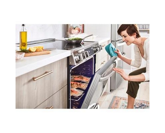 Cuisinière encastrée électrique de 30 po avec Air Fry LG - LSEL6337F