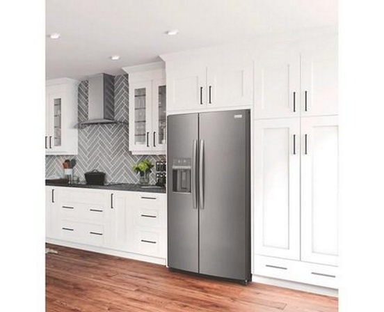Réfrigérateur côte-à-côte à profondeur de comptoir de 36 po., 22,3 Pi cu. avec système distributeur d'eau et de glaçons Frigidaire Gallery - GRSC2352AD