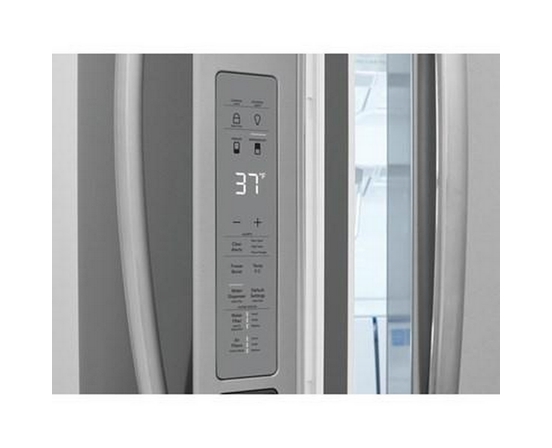 Réfrigérateur à profondeur de comptoir, quatre portes avec porte à deux battants de 36 po, 22,1 Pi cu.. avec machine à glaçons interne Frigidaire Gallery - GRMG2272CF