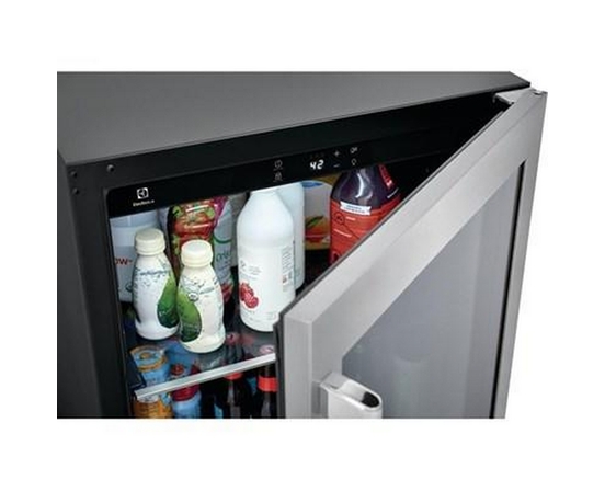 Centre de breuvage amovible de 5,1 Pi cu. Electrolux - EI24BC15VS