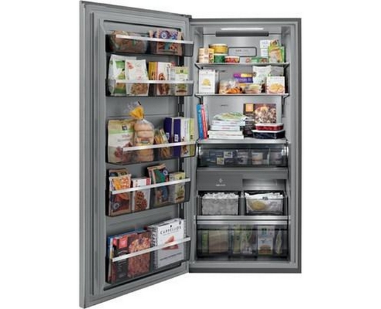 Congélateur vertical de 19 Pi cu. avec machine à glaçons Electrolux - EI33AF80WS