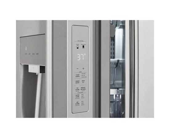 Réfrigérateur à profondeur de comptoir à trois portes avec porte à deux battants avec distributeur d'eau de glaçons Electrolux - ERFC2393AS