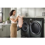 Laveuse Perfect Steam™ à chargement frontal avec lavage LuxCare® Plus et SmartBoost® – 5,2 pi³ Electrolux - ELFW7738AA