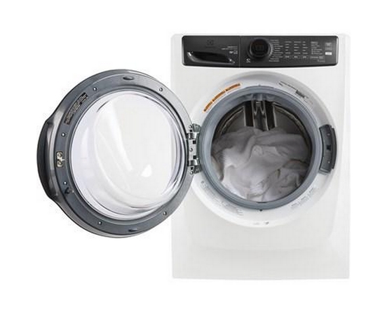Laveuse Perfect Steam™ à chargement frontal avec lavage LuxCare® Plus et SmartBoost® – 5,2 pi³ Electrolux - ELFW7738MW