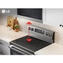 Cuisinière autoportante électrique de 30 po avec Wi-Fi LG - LREN6321VE