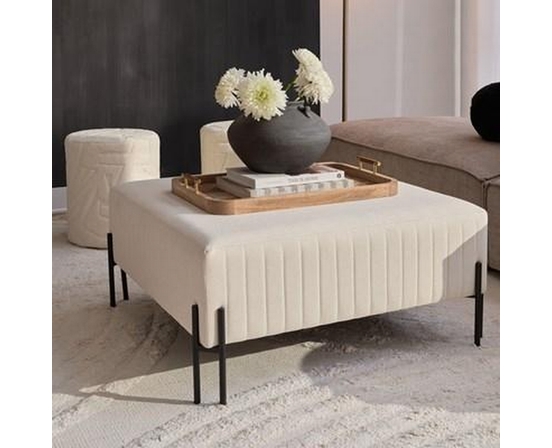 Pouf Fitzroy en tissu de Renwil