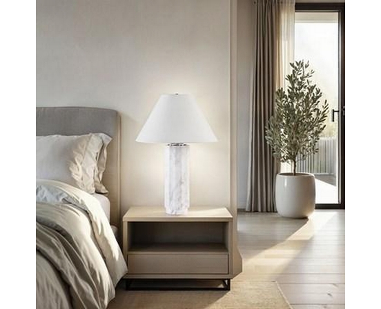 Lampe sur table Veda de Renwil