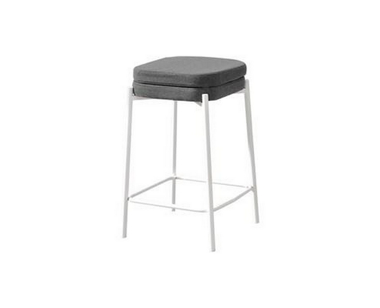 Ensemble de 2 tabourets de hauteur comptoir de Monarch