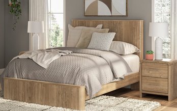 Lit complet à panneaux format grand lit Gramburg de Signature Design par Ashley