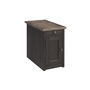 Table de bout Tyler Creek avec ports et prises USB de Ashley - T736-7