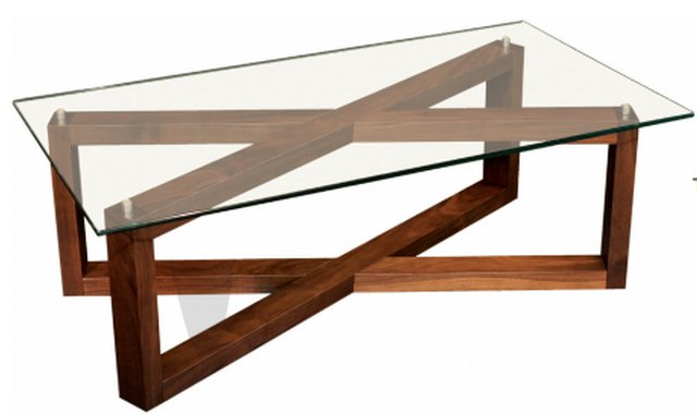 Table de centre en noyer de Verbois