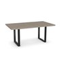 Table structure et pattes en acier de Amisco