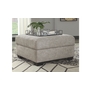 Repose-pieds avec rangement Megginson de Ashley - 9600611