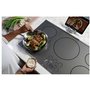 Table de cuisson encastrée à induction de 30 po avec Wi-Fi Café - CHP90301TBB