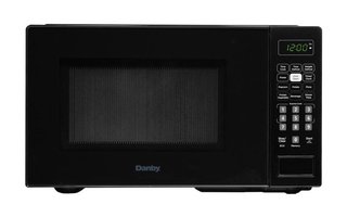Four à micro-ondes de comptoir de 17 po., 0,7 pi³ avec 6 options de cuisson automatique Danby - DBMW0721BBB