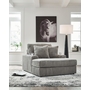 Chaise Lindyn de Ashley