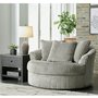 Chaise d'appoint pivotante surdimensionnée Lindyn de Ashley
