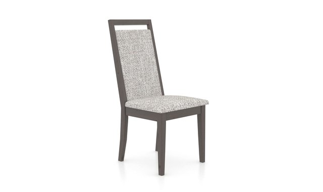 Chaise droite de Canadel