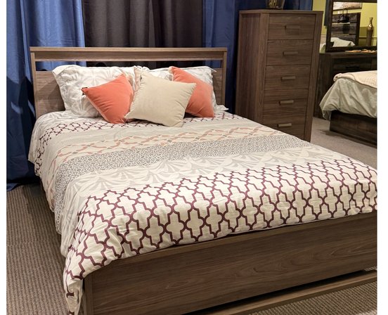 Lit Ashley format grand avec commode 5 tiroirs