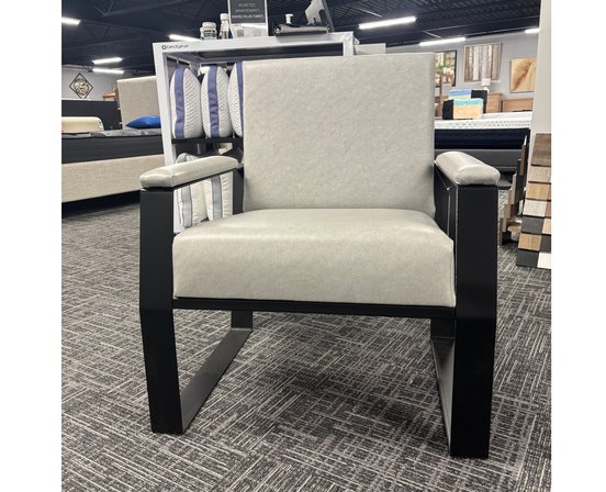 Fauteuil d'appoint en fer forgé
