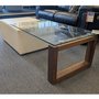 Table de centre en noyer
