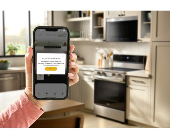 Cuisinière électrique autoportante de 30 po avec technologie de cuisson à air Whirlpool - YWFES7030SZ
