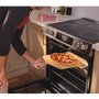 Cuisinière électrique de 30 po avec fonction Pizza cuite sur pierre Frigidaire Gallery - GCFE307CBF